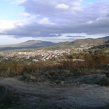 Alojamiento Cr Cuatro Caminos San Pablo de los Montes Exteriör bild