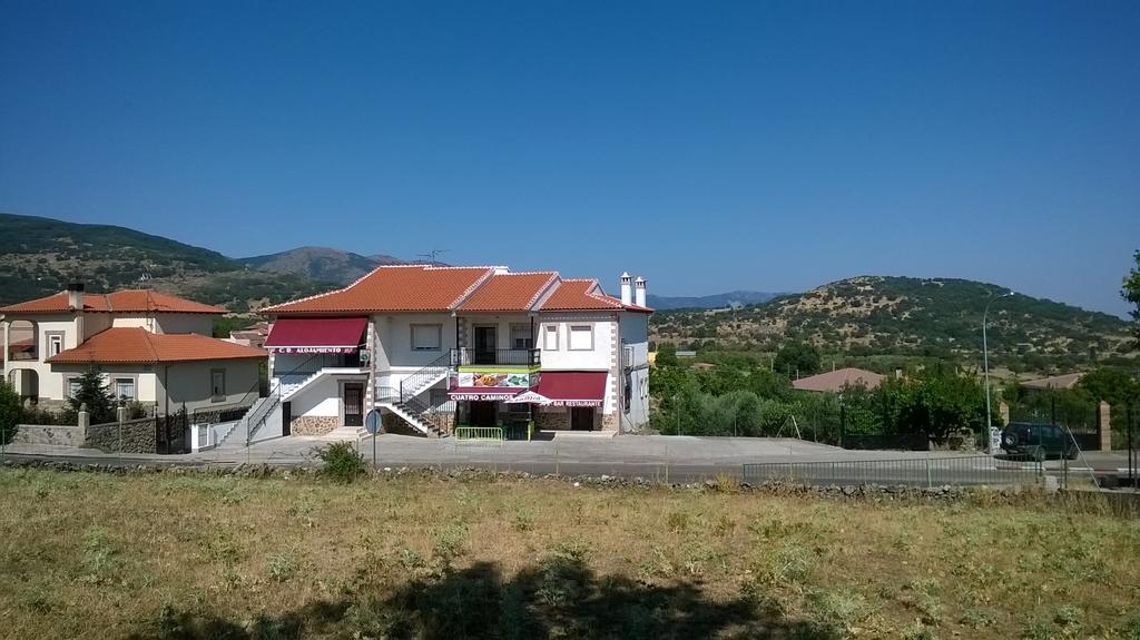 Alojamiento Cr Cuatro Caminos San Pablo de los Montes Exteriör bild